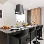 Merlis فيلة